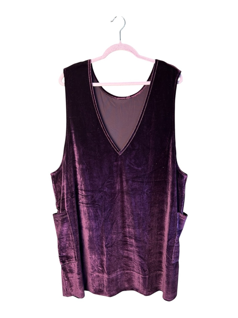 Agnes & Dora Velvet Sleeveless V-Neck Midi Dress in Plum